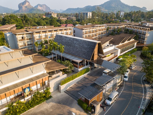 Deevana Plaza Krabi Aonang, 4-star resort